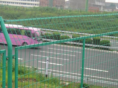 高速公路隔離柵